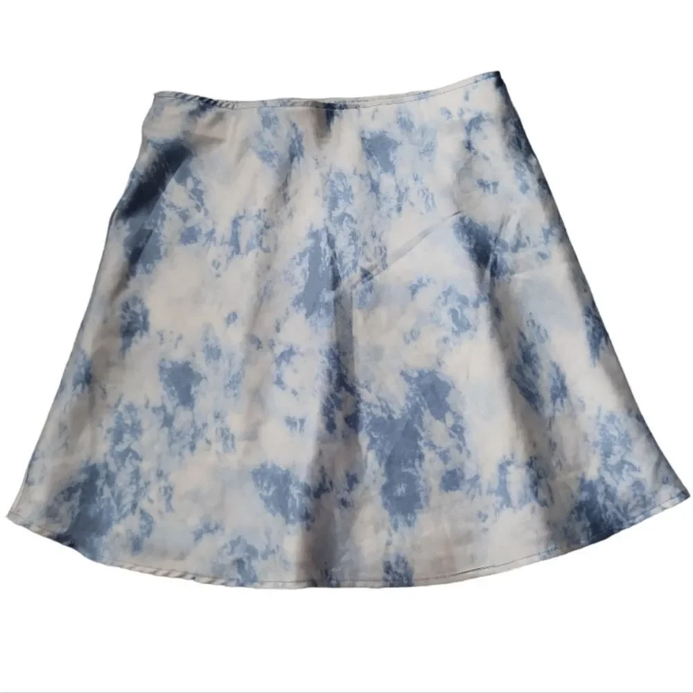 NO BOUNDARIES Blue/White Super High Rise‎ Tie-dyed Silky NWOT Skirt Size XS (1)